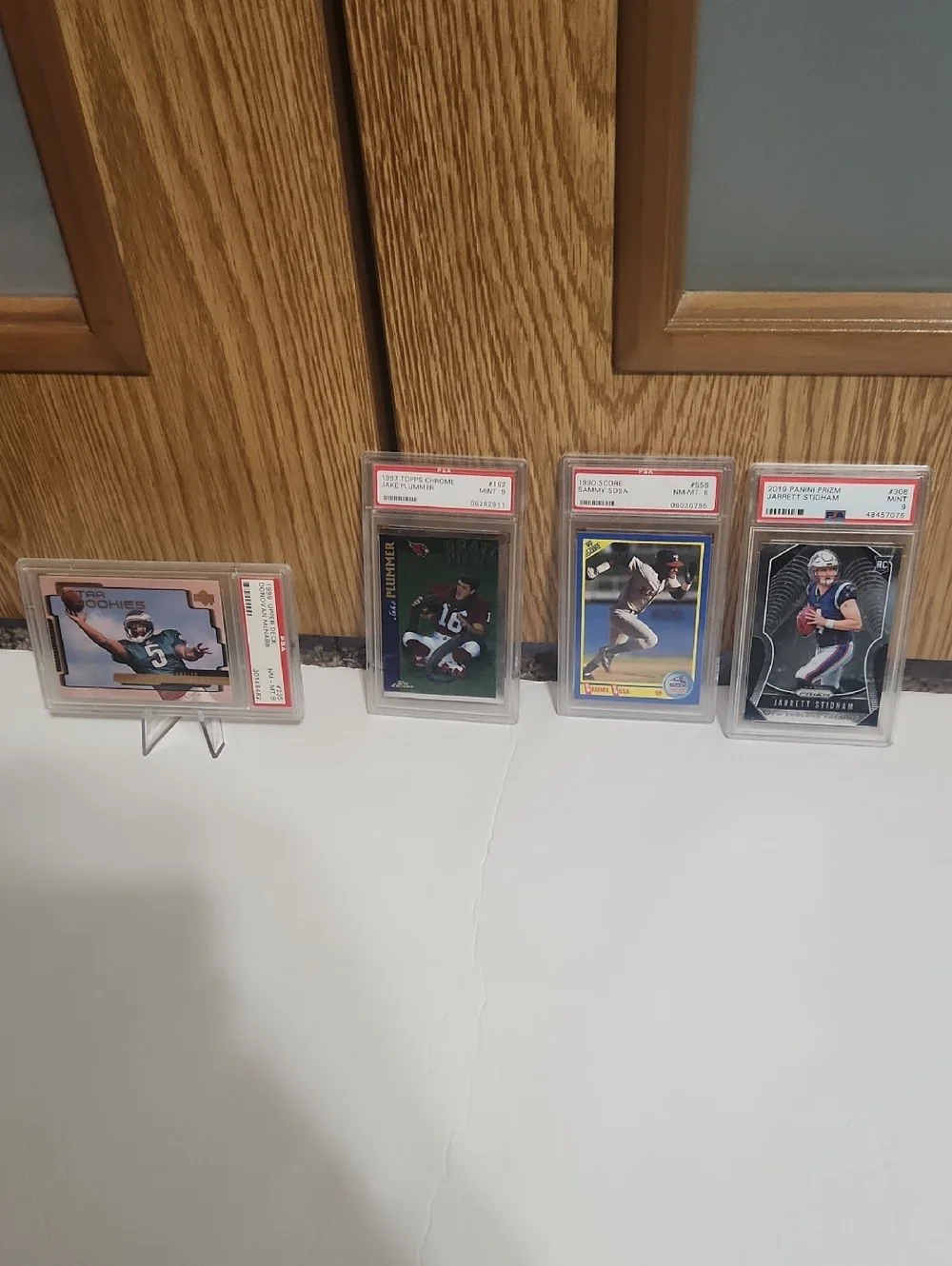 Graded Sports Cards, Sammy Sosa, Donovan Mcnabb, Jake Plumber, Jarrett Stidham.